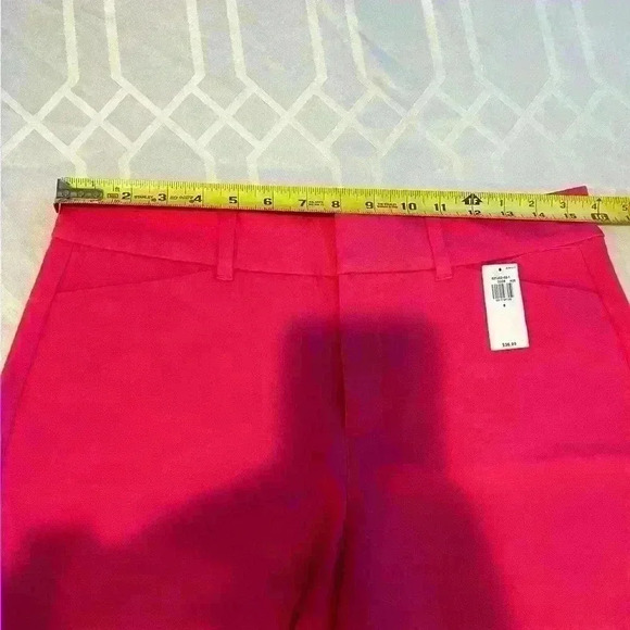 ✨Old Navy pixie shorts size 8 fuchsia, pink - Picture 5 of 6
